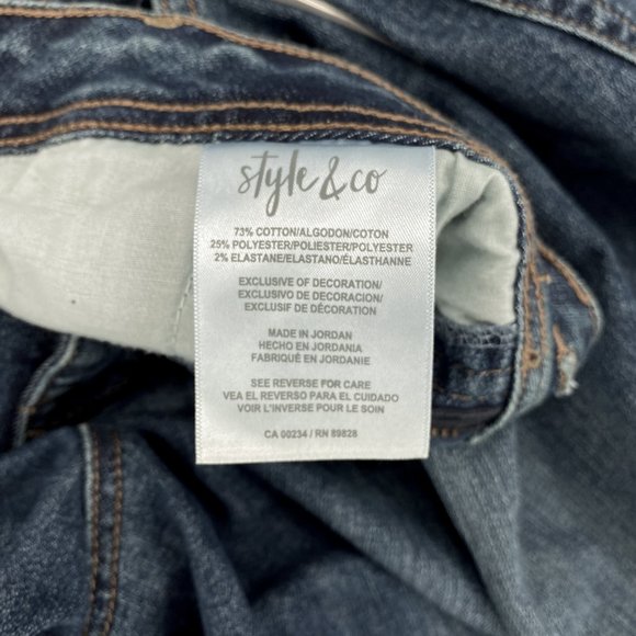 New Style & Co Plus Size Silm Leg Jeans - Picture 6 of 7